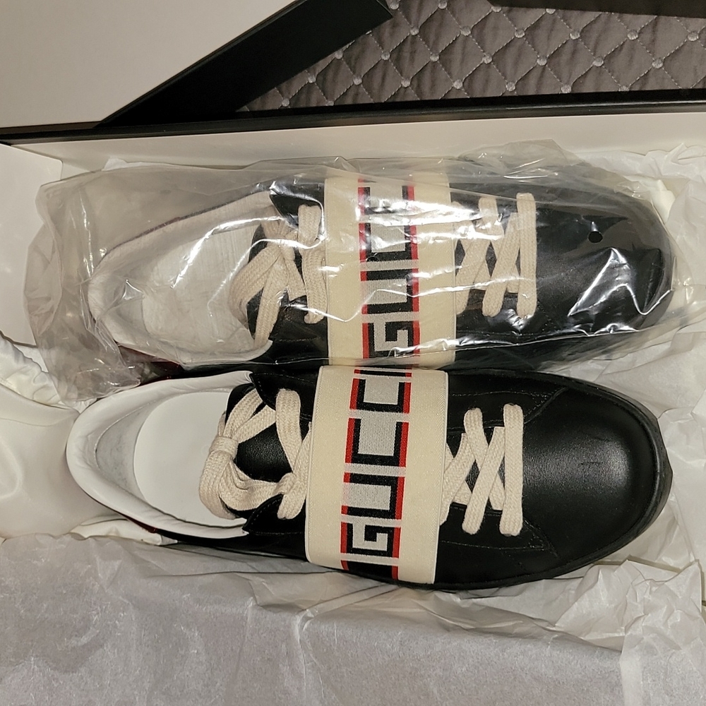 Gucci sneakers